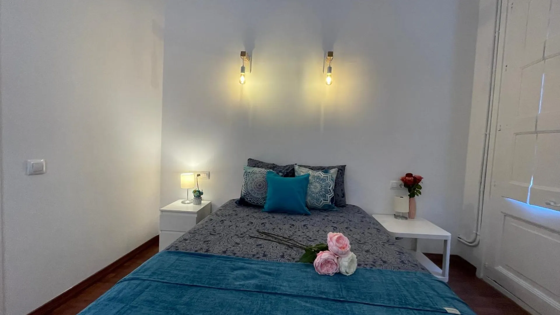 Hostel Heart Of Ghotic Private Rooms Barcelona Spain